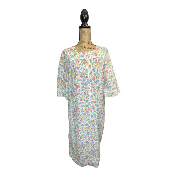 Vintage Miss Elaine Classics Floral Robe House Dress M Full Zip Lace Modest - Picture 12 of 15